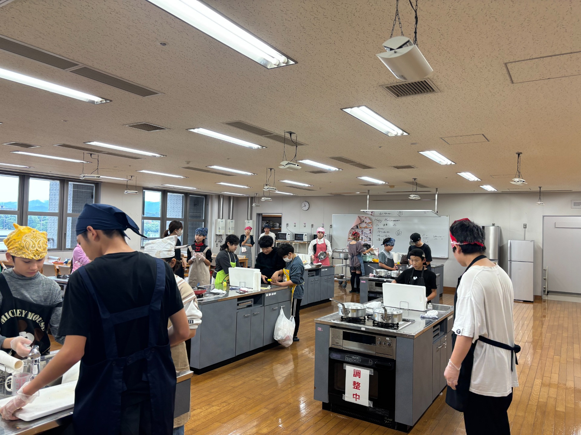 【PBL/フリーマーケット収益でハロウィンパーティー🎃】